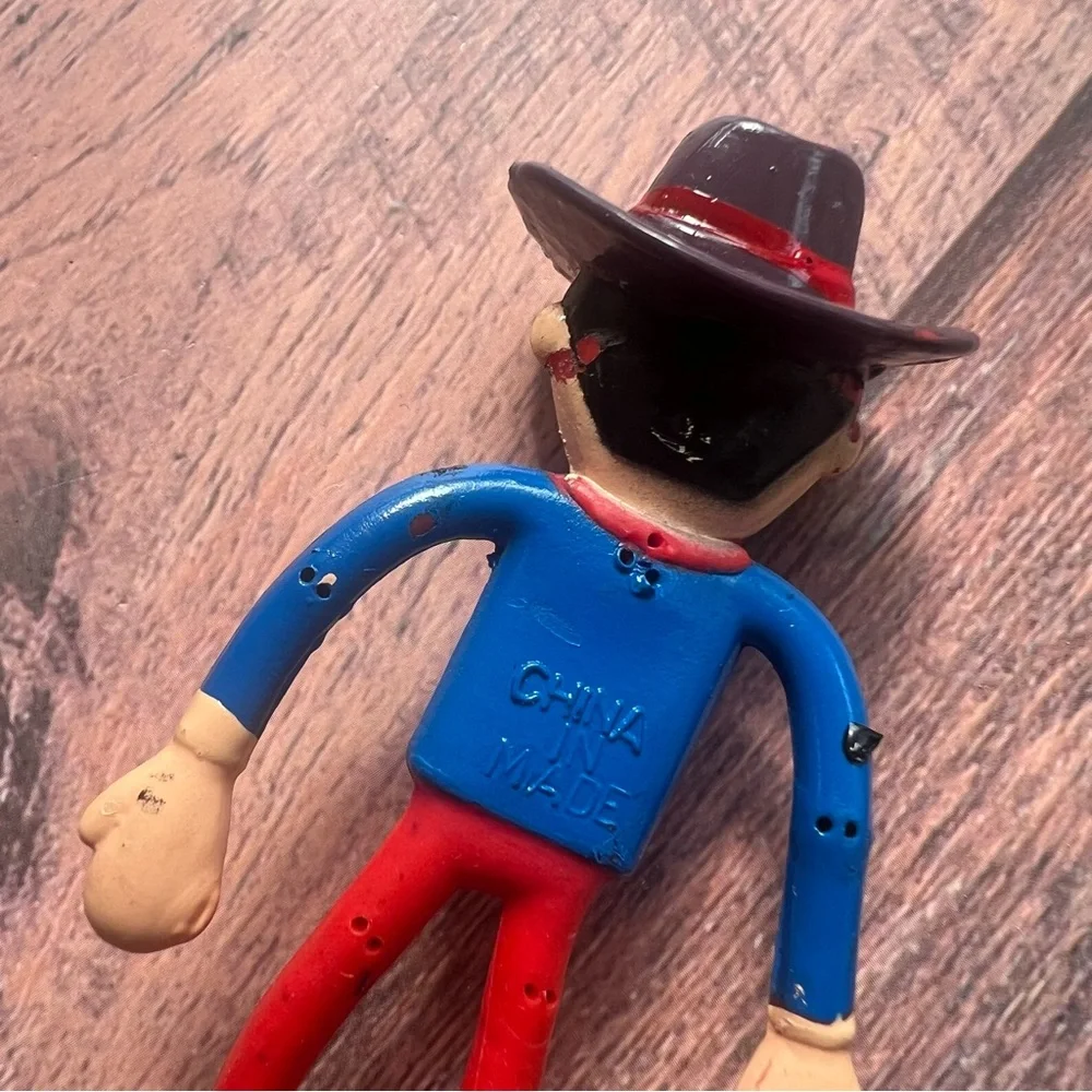 Vintage Cowboy and Indian Rubber Bendable Bendy‎ Action Figures Set of 25